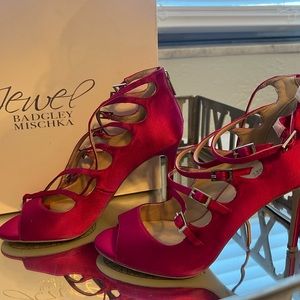 Badgley Miscka Jewel 7.50 never worn with box and tag